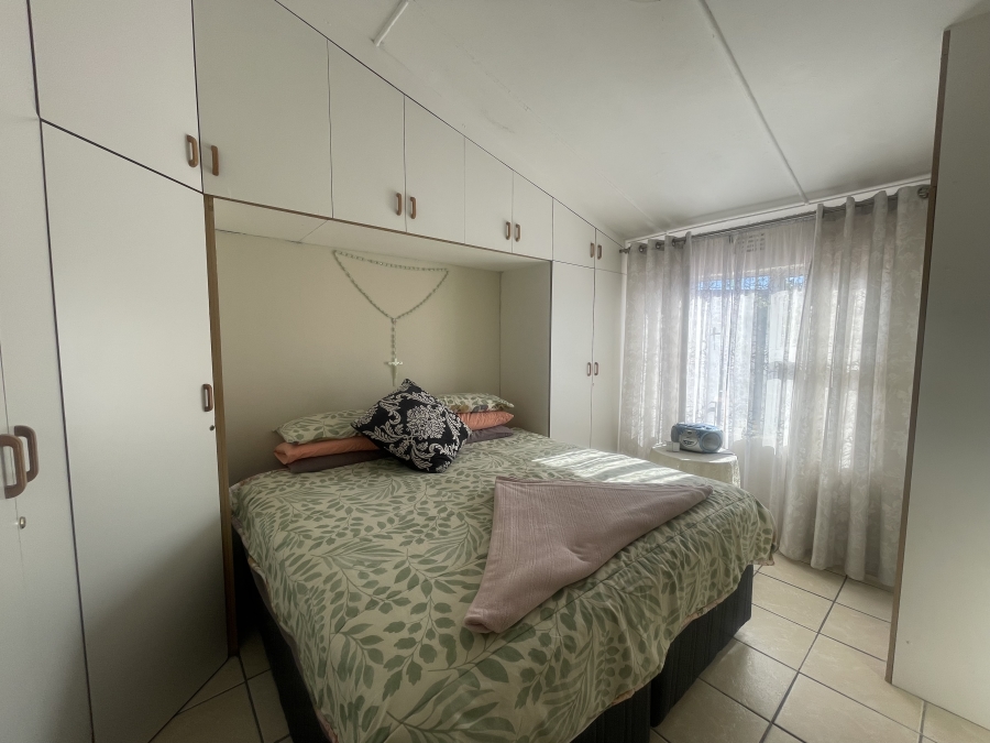 4 Bedroom Property for Sale in Braelyn Eastern Cape